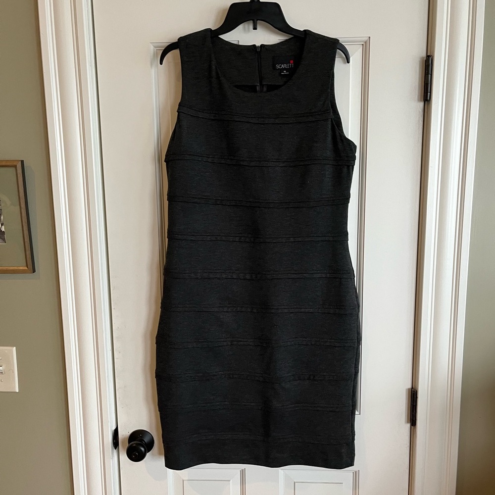 Scarlett Women’s Dress